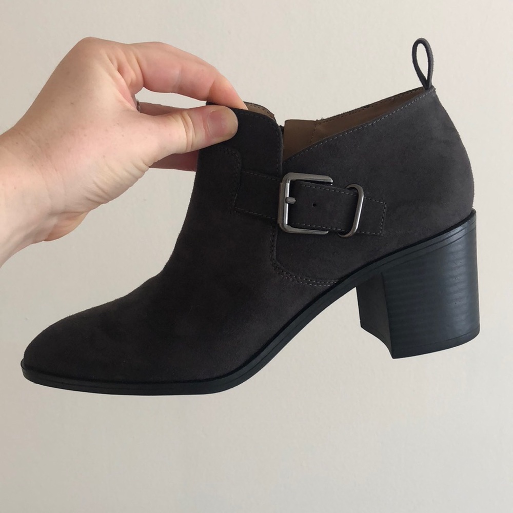 Heeled boots